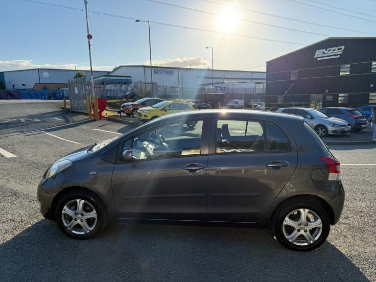 2010 Toyota Yaris 1.33 VVT-i TR 5dr [6] HATCHBACK Petrol Manual