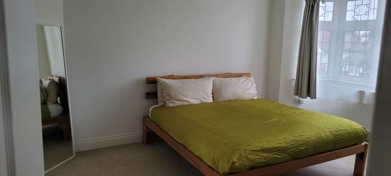 Fully furnished double room to rent 5min walk from the tube station, Harrow/Wembley, HA3 area