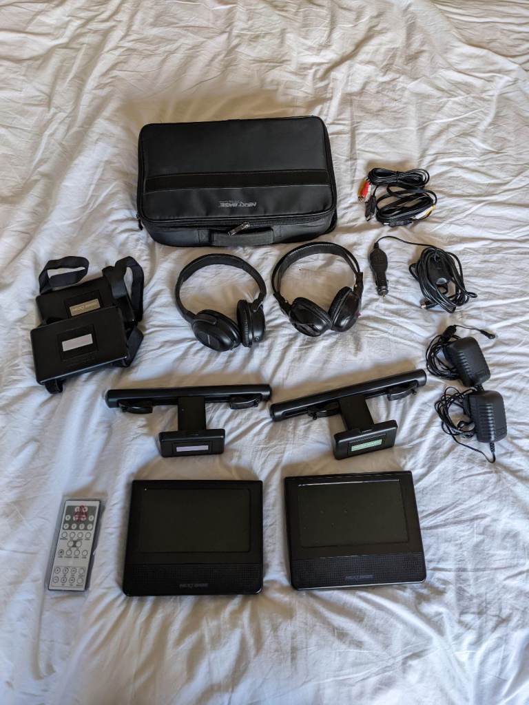 Nextbase Click 7 Duo Deluxe in-car DVD players