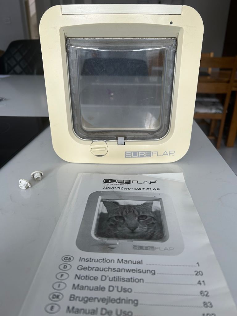 SureFlap Microchip Cat Flap - Used but in Fine Working Order