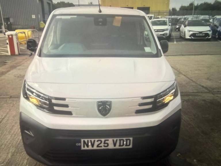 2025 Peugeot Partner 1.5 BlueHDi 100 Professional Plus Van PANEL VAN DIESEL Manual