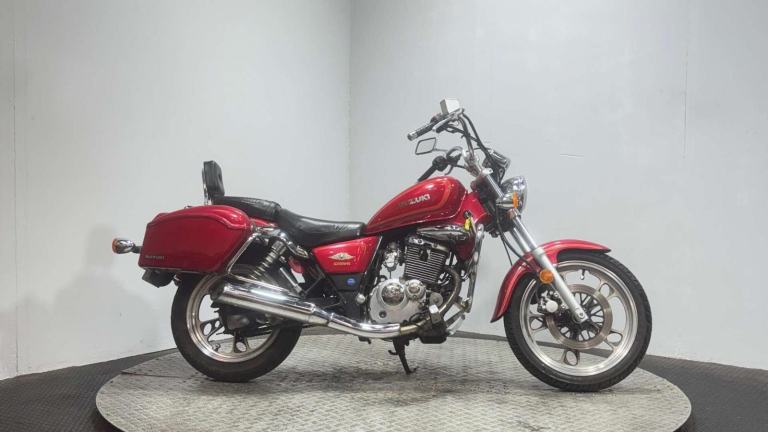 Suzuki Marauder GZ 2009 RUNNING PROJECT CRUISER BIKE SPARES OR REPAIR 125CC