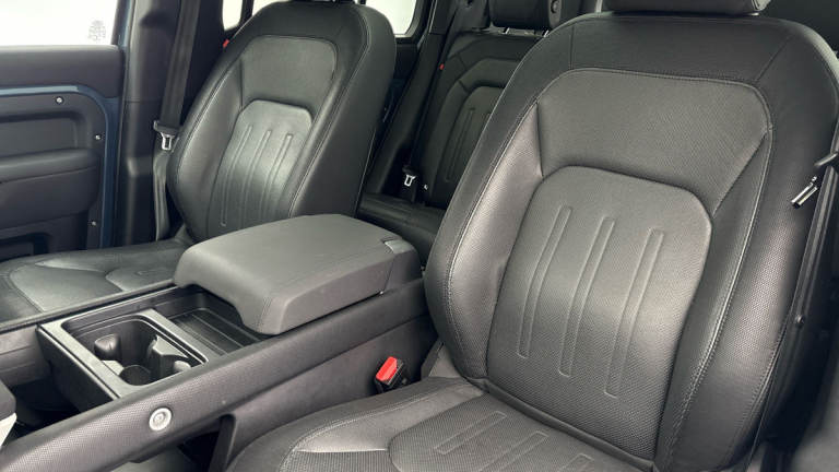 2021 Land Rover Defender 110 2.0 P400e 15.4kWh X-Dynamic S SUV 5dr Petrol Plug-in Hybrid Auto 4WD...