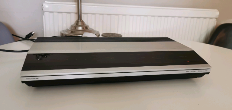 Bang & Olufsen Beocord 2000 cassette deck 