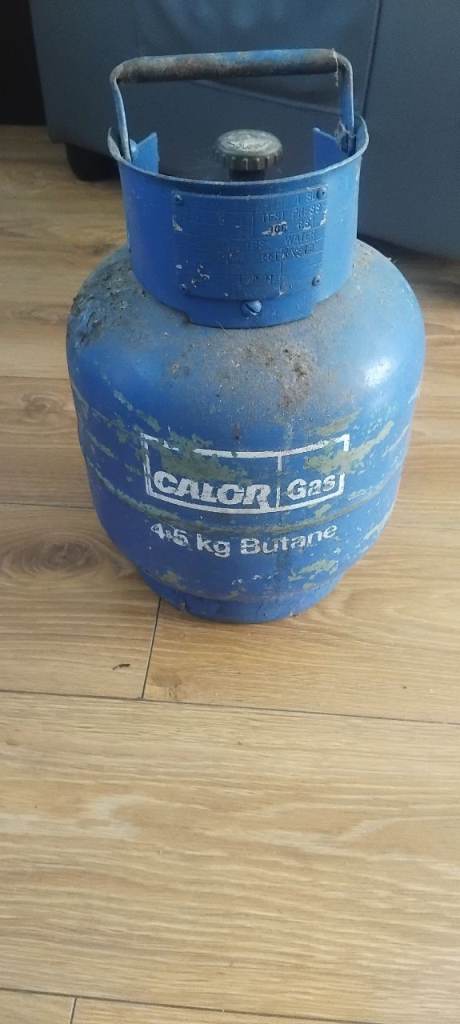 Empty Gas 4.5 kg Butane Bottle – Fair Condition