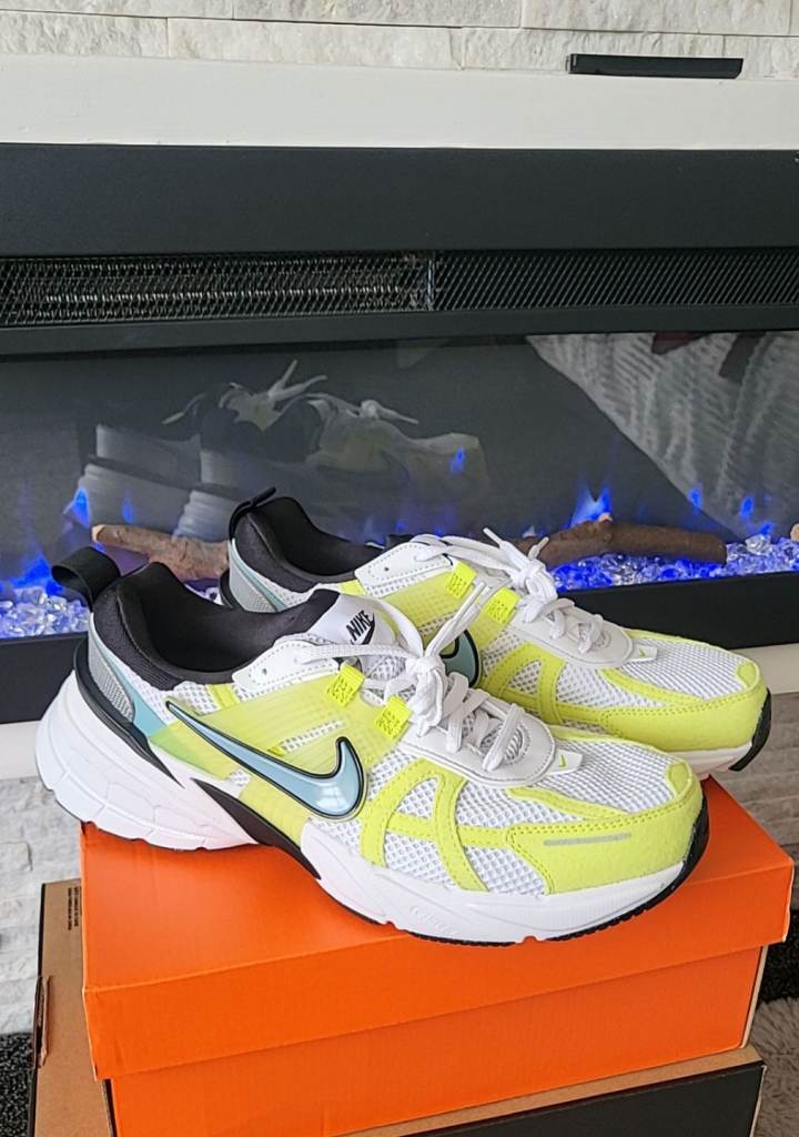 Brand new geniune Nike V2K