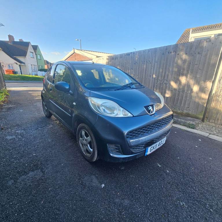Peugeot, 107, Hatchback, 2011, Manual, 998 (cc), 3 doors