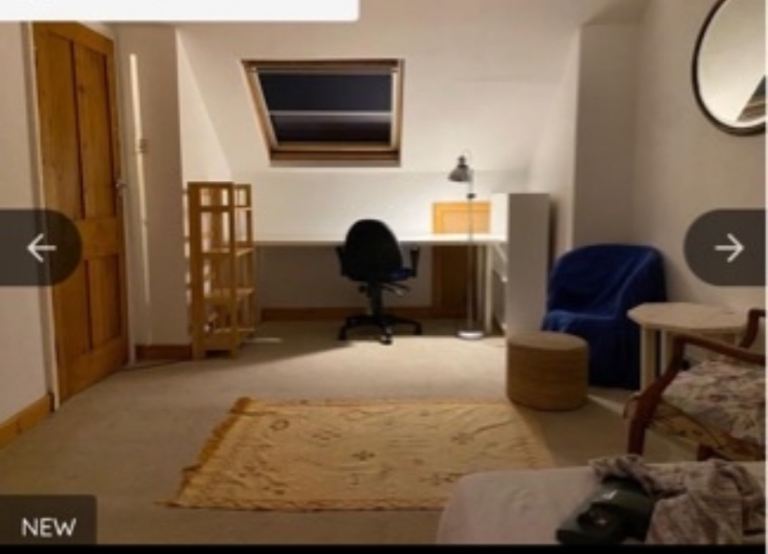 Large, light, attic room, Hunters Bar