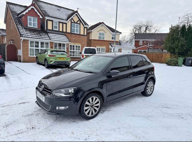 Volkswagen, POLO, Hatchback, 2012, Manual, 1390 (cc), 5 doors