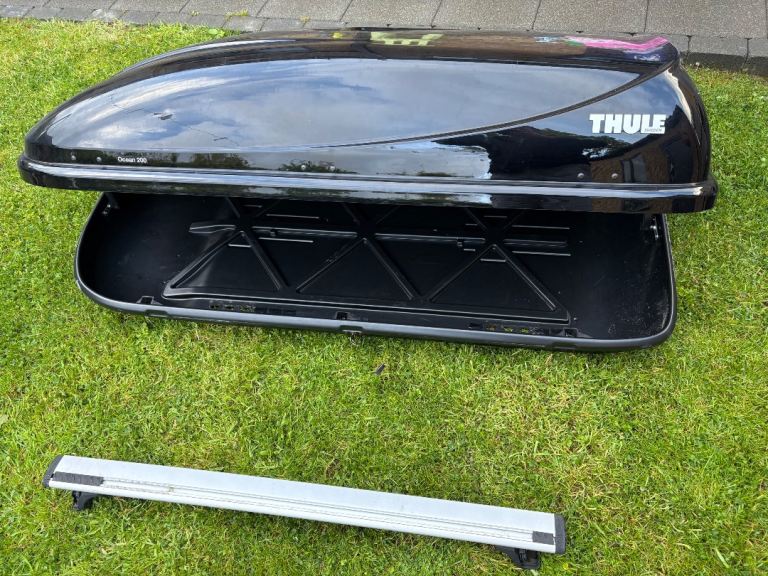 Thule Ocean 200 Roof Box, Aero Bars and x1 bike carrier 