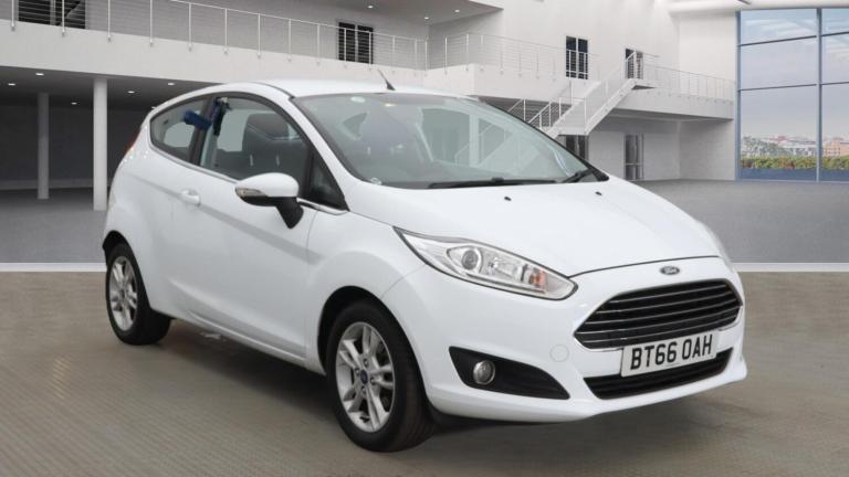 2016 Ford Fiesta 1.0T EcoBoost Zetec Euro 6 (s/s) 3dr HATCHBACK Petrol Manual