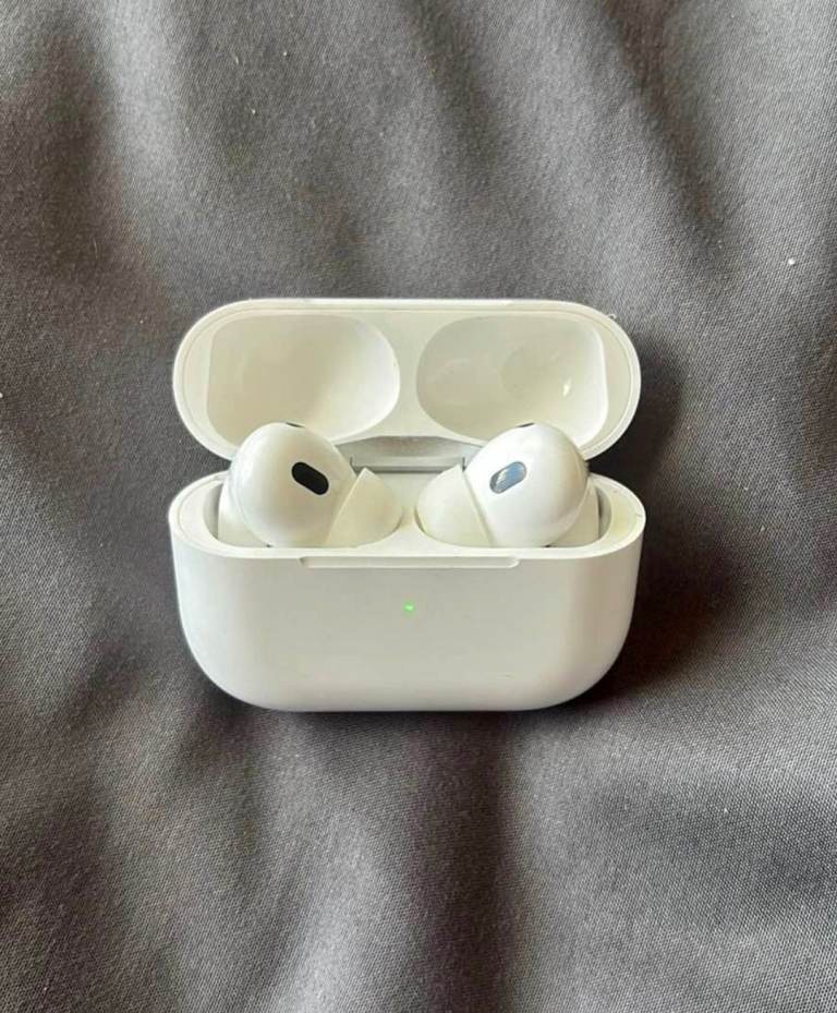 Apple AirPods Pro 2nd Gen