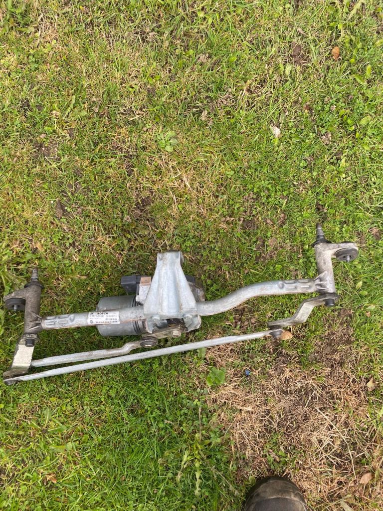 Wiper motor for Caddy Van 07-09