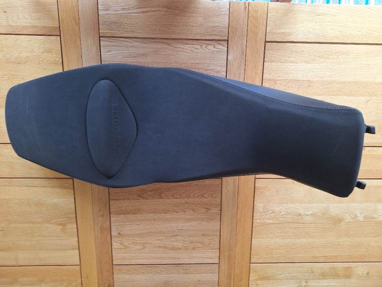 Moto Guzzi V85tt Factory Lowered Seat