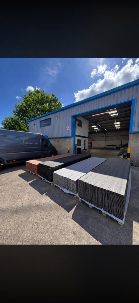 3.6m composite decking including all clips & screws