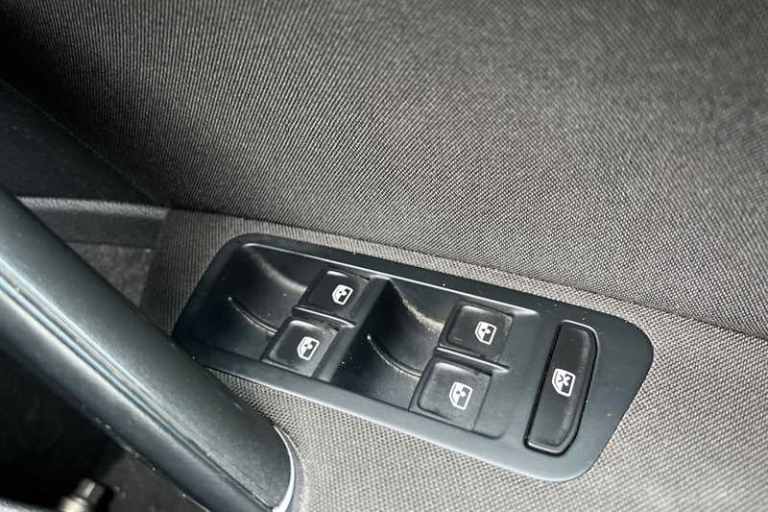 2017 Volkswagen Golf 1.4 TSI SE [Nav] 5dr DSG HATCHBACK PETROL Automatic