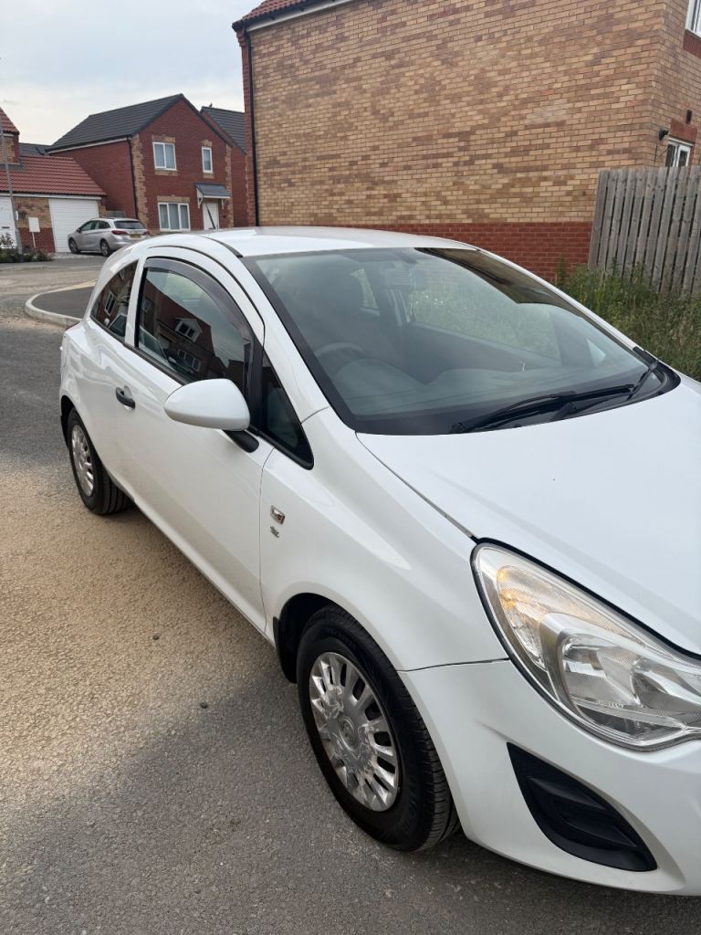 Vauxhall, CORSA, Hatchback, 2012, Manual, 998 (cc), 3 doors