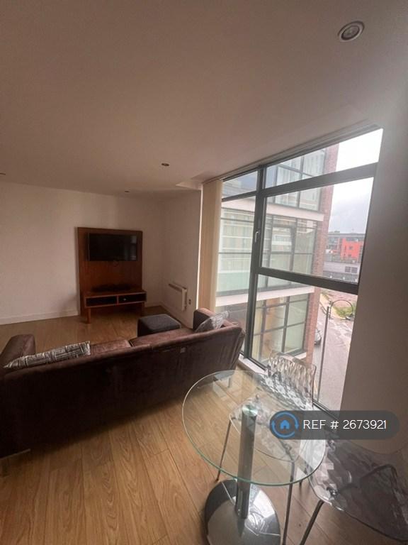 1 bedroom flat in Commercial St, Manchester, M15 (1 bed) (#2673921)