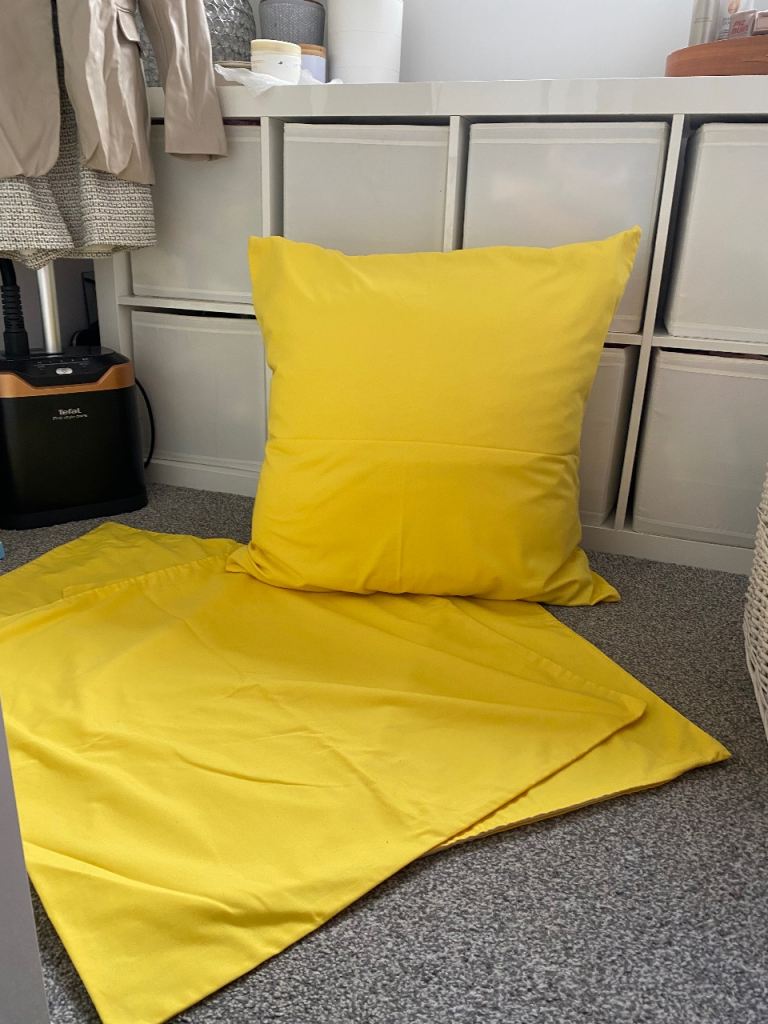 4x cushion covers