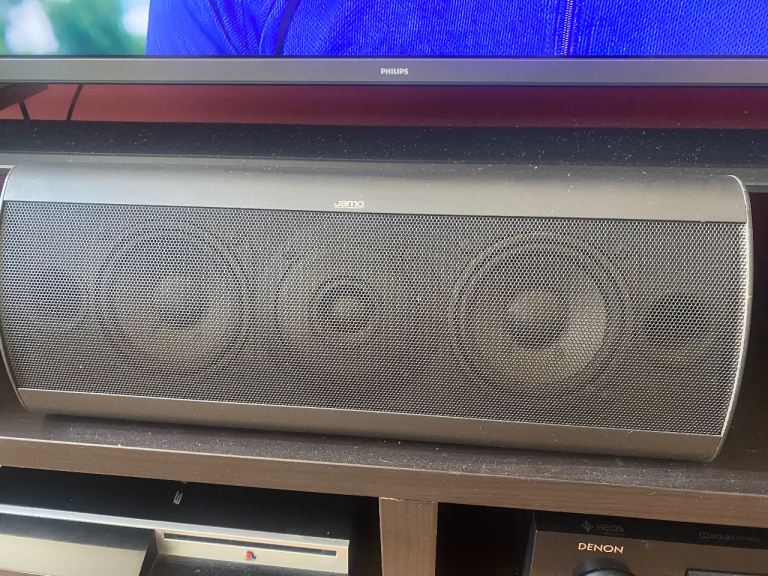 Jamo 100 Cemtre Speaker.