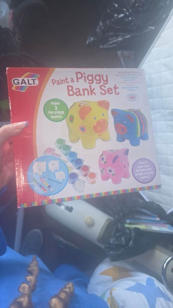 Piggy bank 