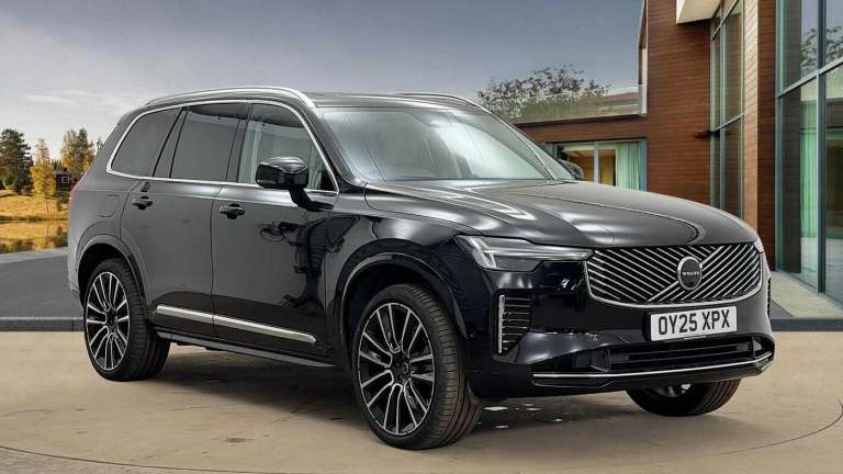 2025 Volvo XC90 Ultra, B5 AWD Mild hybrid, Petrol, Bright, 7 Seats ESTATE Petrol/Electric Hybrid ...