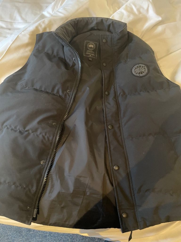 Genuine Canada Goose Black Garson Gilet