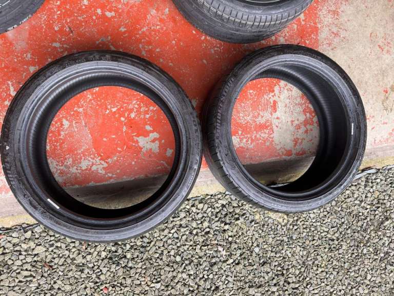 Bridgestone Potenza Run Flat 225/40R19 S001 BMW Star 