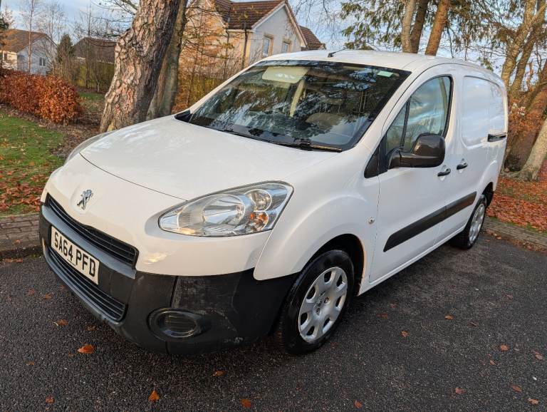 image for Peugeot Partner van