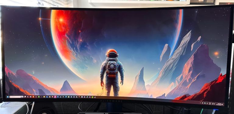 Alienware 34 240Hz QD-OLED Gaming Monitor - AW3425DW