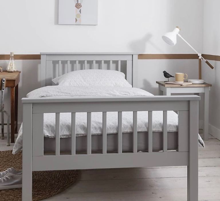 Single Bed Frame with Spacesaver Pull-Out Trundle