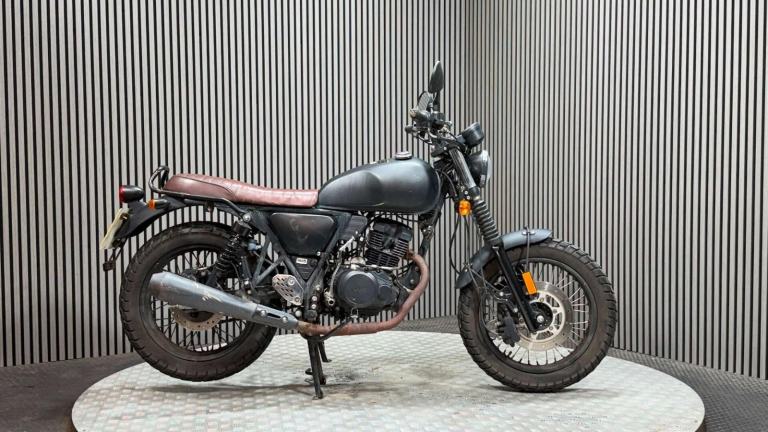 WK Bikes Scrambler 2023 ONLY 6K RUNNING PROJECT BIKE SPARES OR REPAIR 125CC