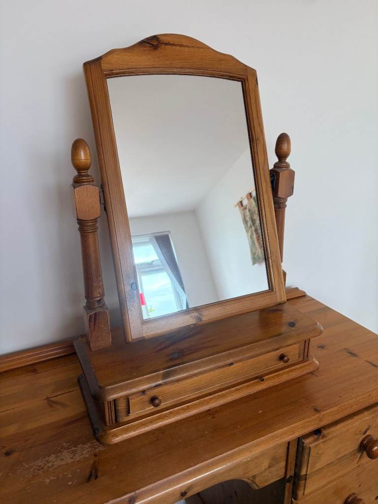 Solid Wood Dressing Table Mirror with Small Drawers