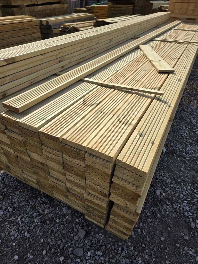 3.6m 4.8m 120x28mm TIMBER DECKING BOARDS 