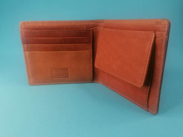 Good Condition Mans wallet. Hand made The Savile Row. Made in London.. As seen.
