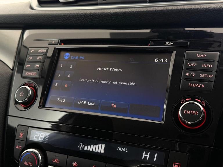 2017 Nissan Qashqai 1.5 dCi N-Connecta 5dr HATCHBACK DIESEL Manual