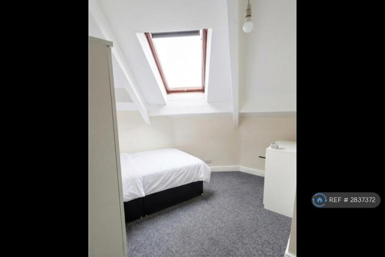1 bedroom in Hebble St, Huddersfield, HD1 (#2837372)