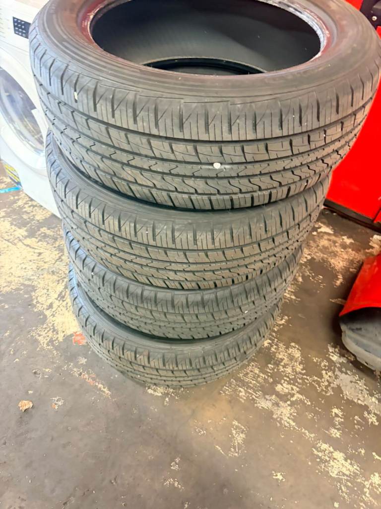 X4 235/55/19 road X