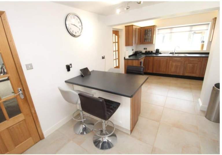 Double room for rent
