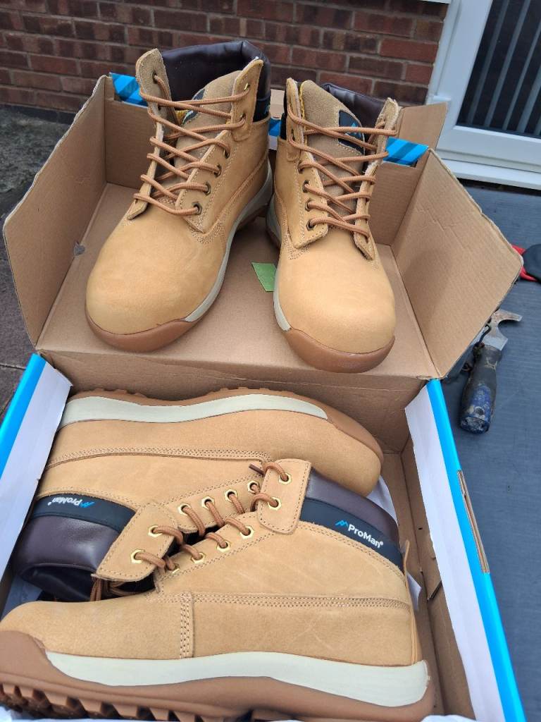 RockFall Safety Boots - Size 9 - Both Pairs Still Boxed £50 or £25 each -Beige, Brand New, Size UK 8