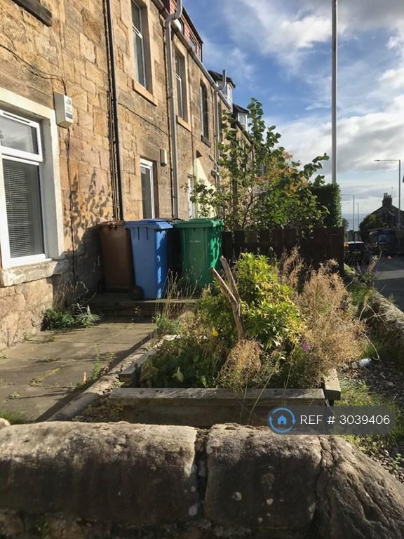 1 bedroom flat in Dunnikier Road, Kirkcaldy, KY1 (1 bed) (#3039406)