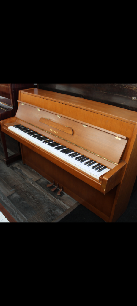 🎹 Yamaha upright piano FREE LOCAL DELIVERY 🚚