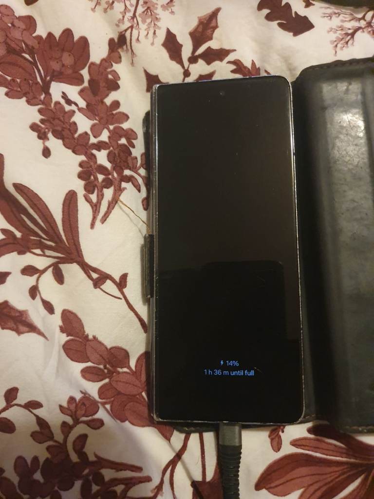Samsung z fold 