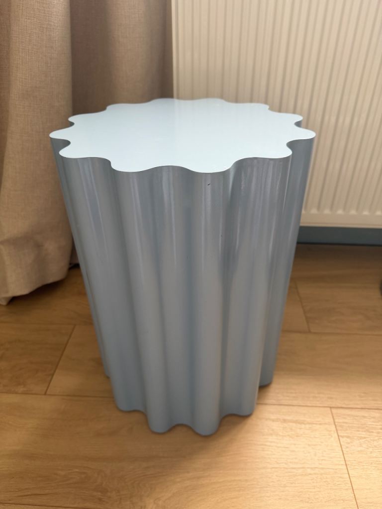 Blue table 
