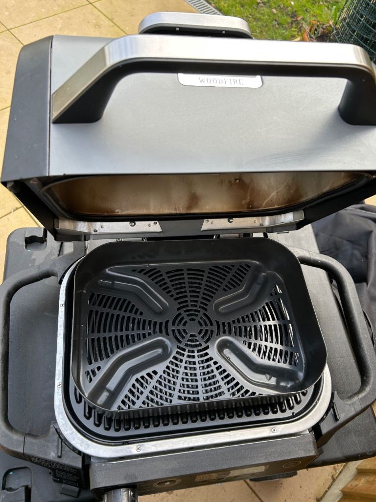 BBQ ninja wood fire electric grill and smoker