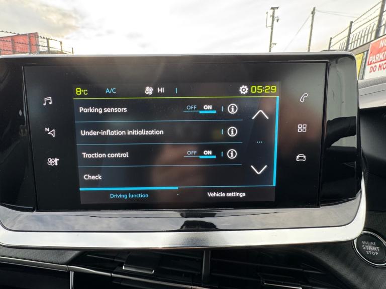 2022 Peugeot 2008 100kW Allure Premium 50kWh 5dr Auto HATCHBACK Electric Automatic