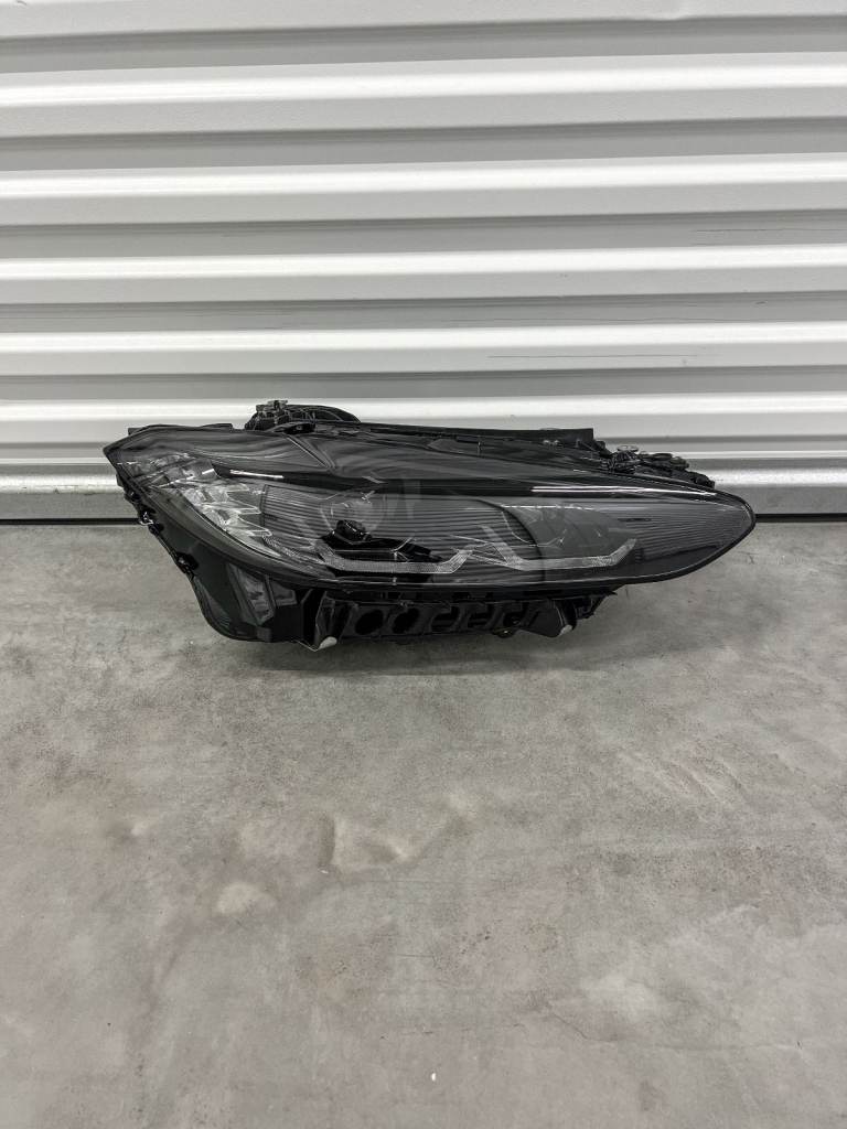 GENUINE BMW 4 Series G22 G26 Led Headlight 20-23 Driver Side 9505112