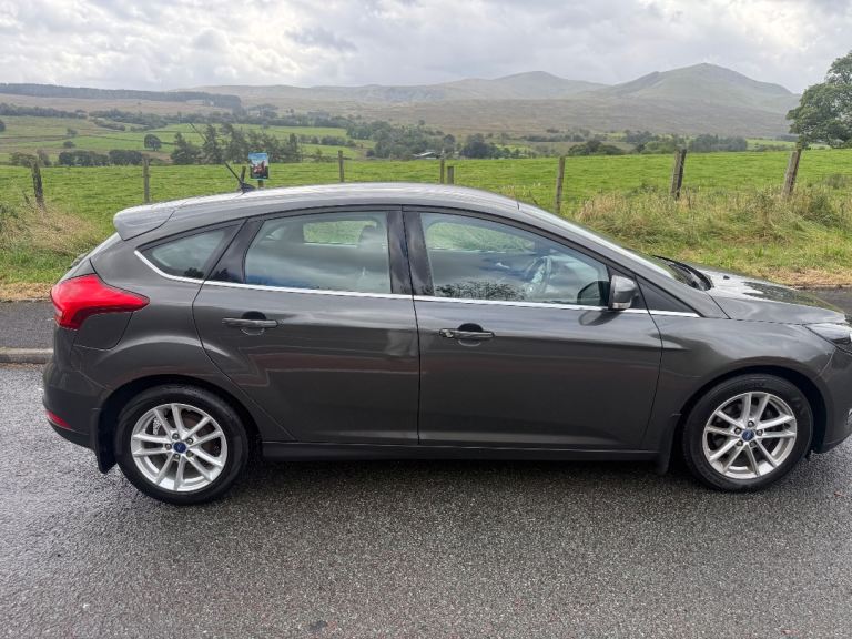 Ford, FOCUS, Hatchback, 2015, Manual, 999 (cc), 5 doors