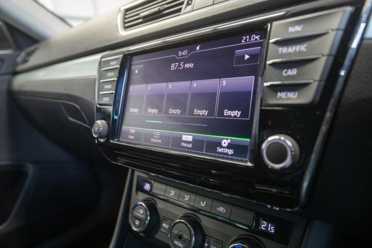 2016 Skoda Superb 2.0 TDI CR SE Technology 5dr ESTATE DIESEL Manual