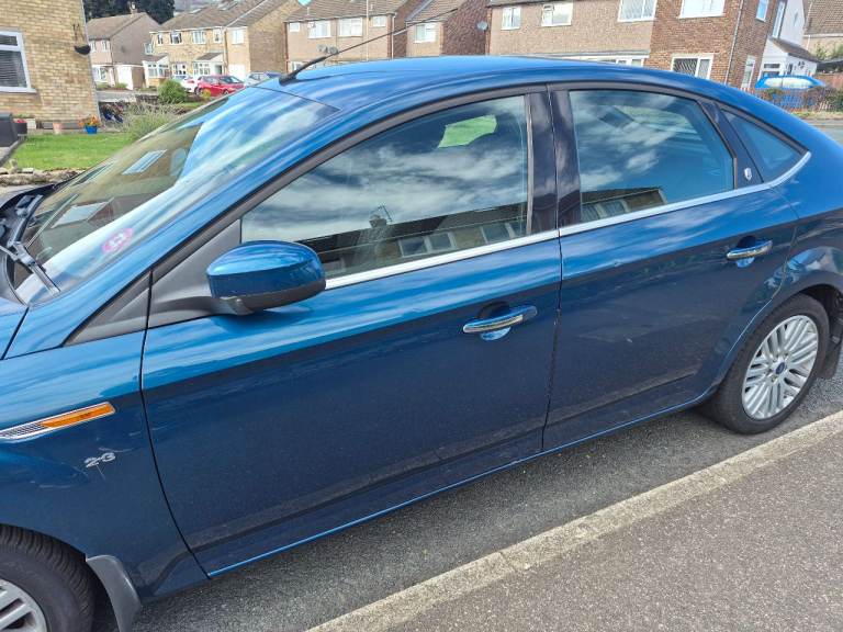 FORD MONDEO GHIA 2.3